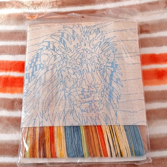 Vntg.NEW - MONARCH HORIZONS "The Lion" 16x20 Longstich Kit 100% Persian Wool - Picture 6 of 6